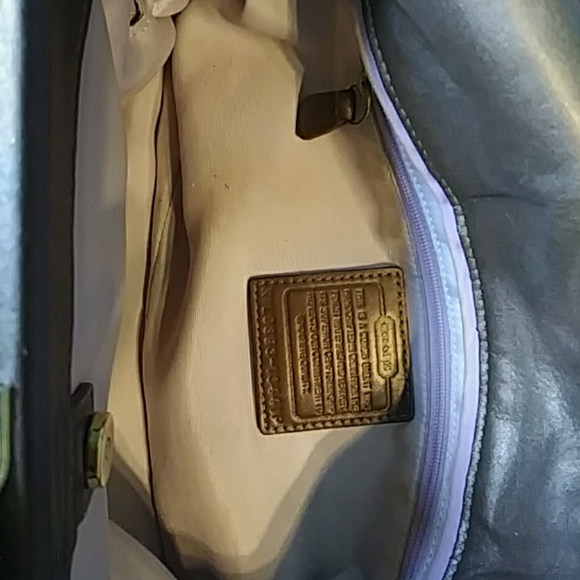 Beautiful Coach Bag 👜 - Picture 6 of 8